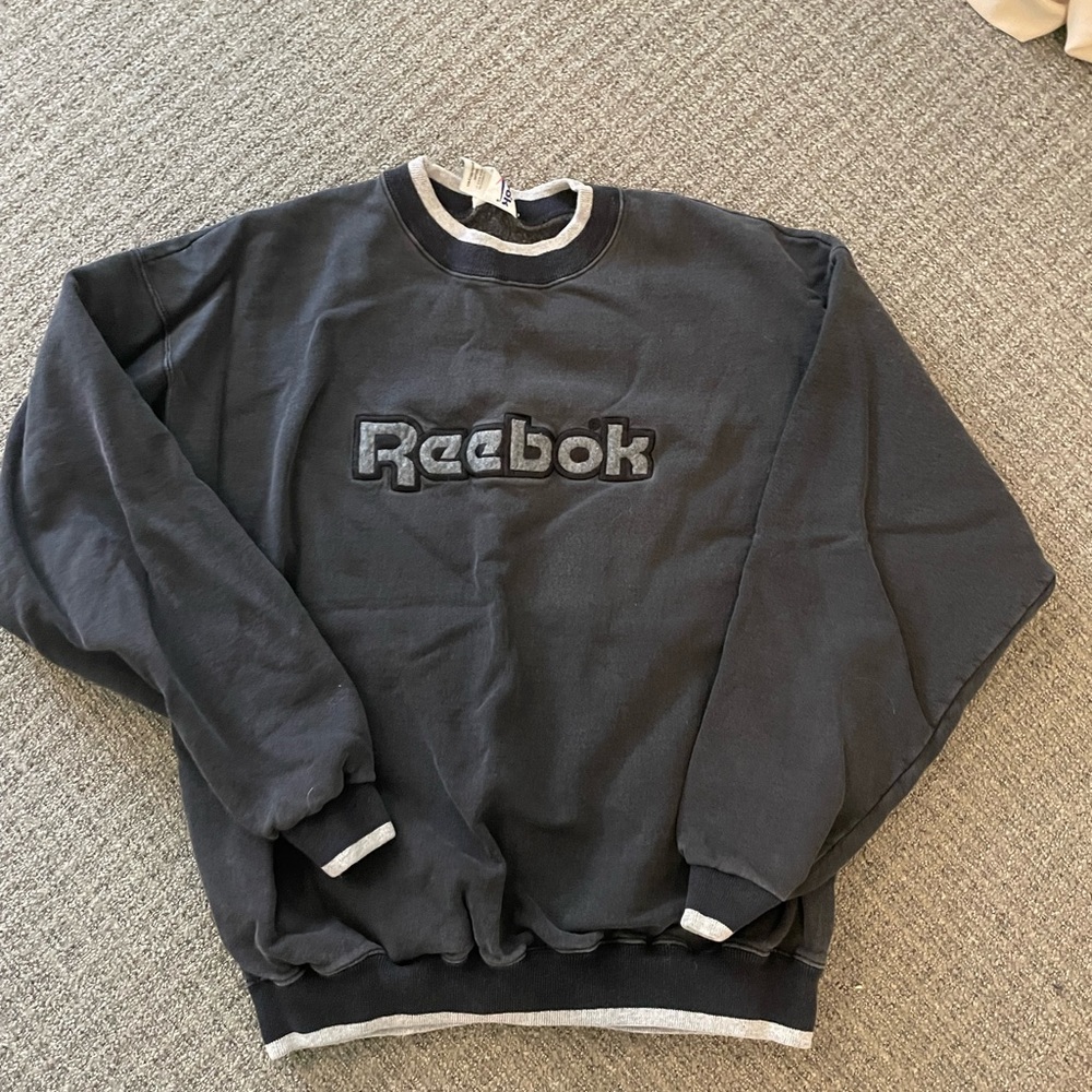 Vintage reebok crewneck
